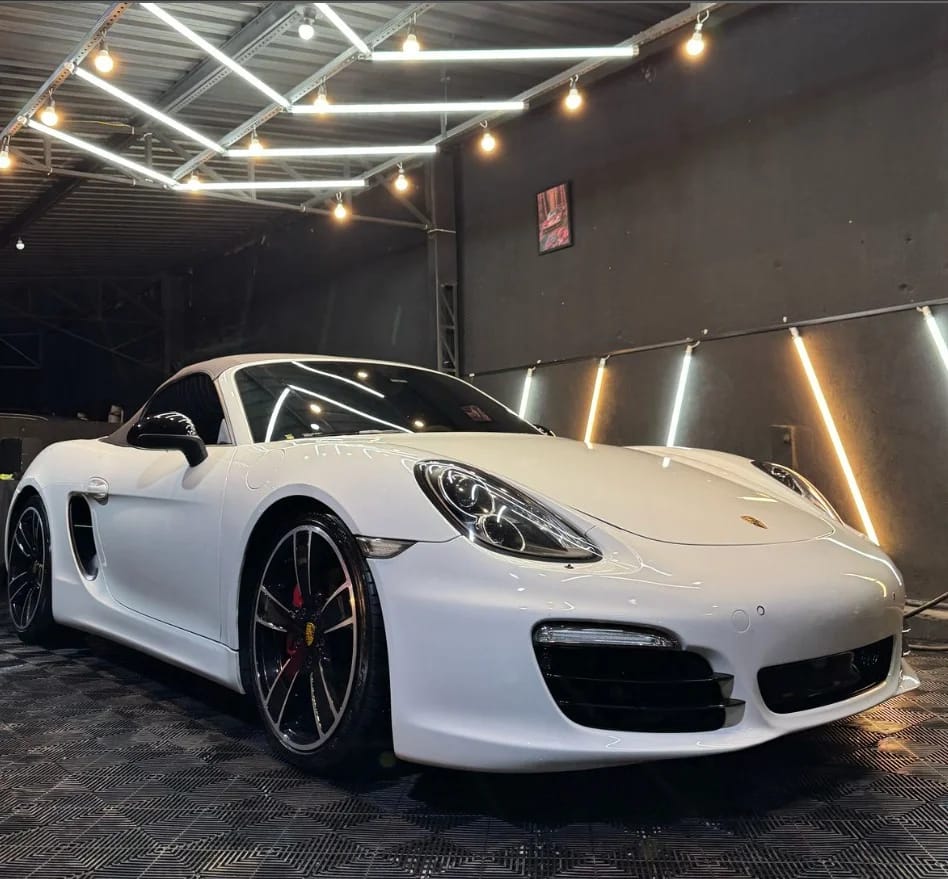 Detalhamento automotivo profissional